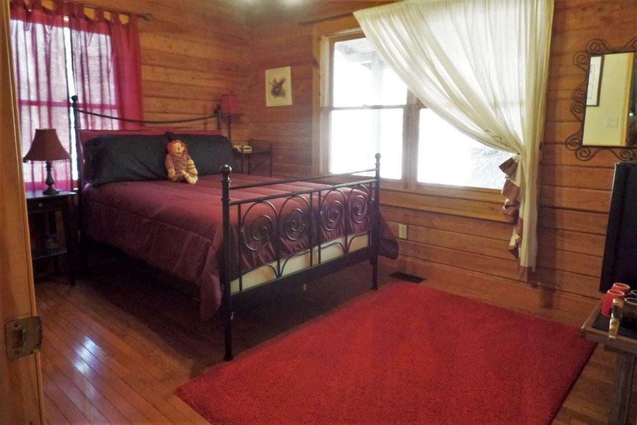 רובינסוויל Creekside Paradise Bed And Breakfast מראה חיצוני תמונה